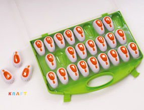 Alphabetkoffer, Buchstaben-Stanzer von A bis Z