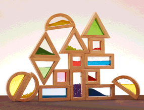 Erlebnissteine, Bausteine mit Sichtfenstern, die verschiedenen Flüssigkeiten beinhalten